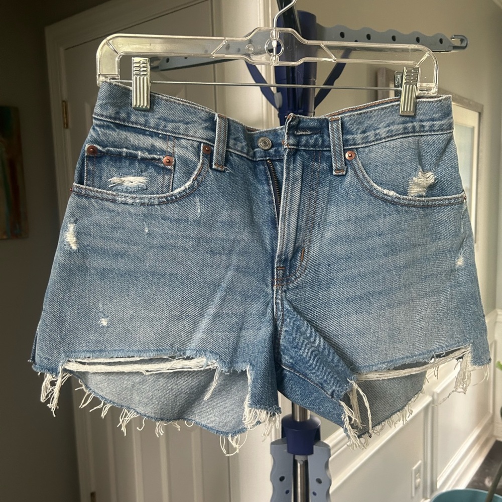 Abercrombie & Fitch women’s denim shorts, size 26